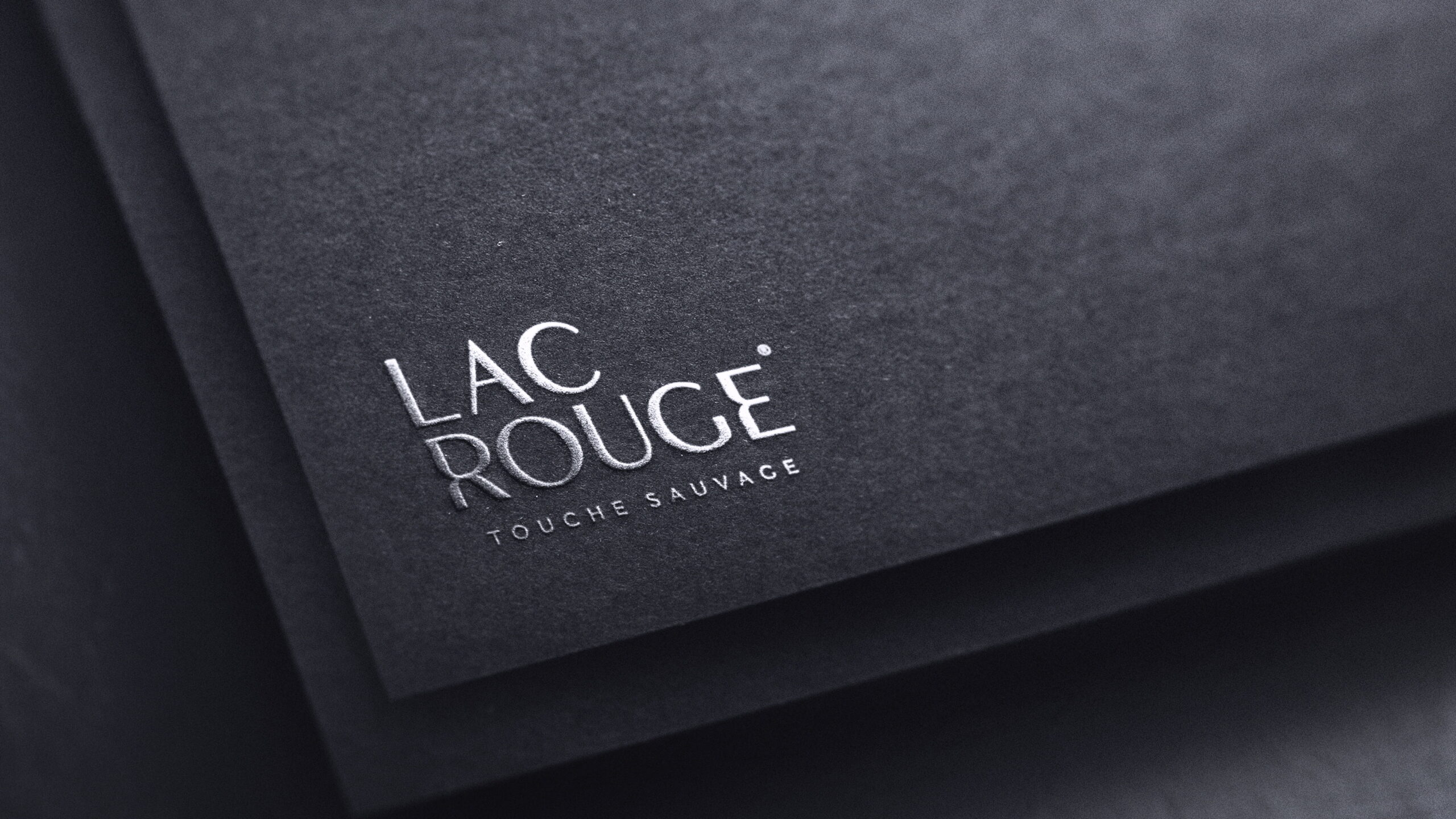 Lac Rouge Touche Sauvage