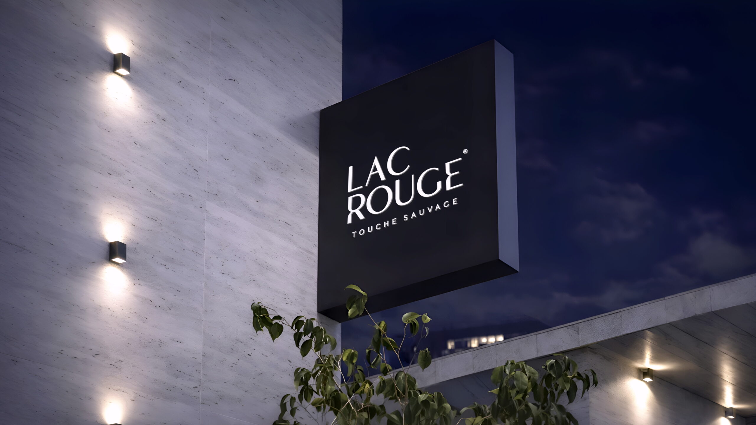 Lac Rouge Touche Sauvage